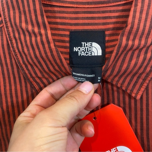 NEW North Face Women’s Long Sleeve Shirt Size M - Picture 3 of 9